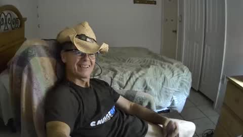 Snapshot of hewes1 chatting on January 2025 10:54:01 AM hewes1 online show from January 2025 10:54:01 AM