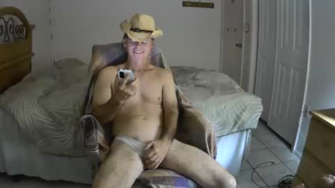 Snapshot of hewes1 chatting on February 2025 11:40:02 AM hewes1 online show from February 2025 11:40:02 AM