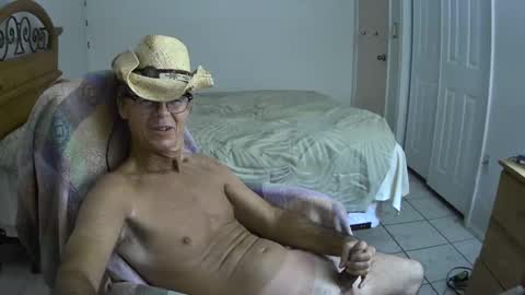 Snapshot of hewes1 chatting on February 2025 09:11:02 AM hewes1 online show from February 2025 09:11:02 AM