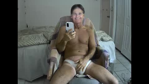 Snapshot of hewes1 chatting on March 2025 08:13:01 AM hewes1 online show from March 2025 08:13:01 AM