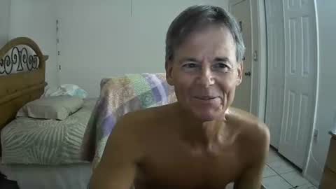 Snapshot of hewes1 chatting on September 2025 04:13:02 AM hewes1 online show from September 2025 04:13:02 AM