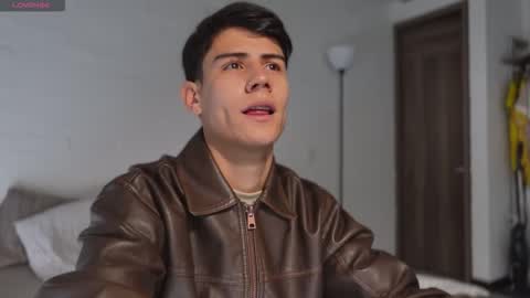 hey_cesard online show from March 2026 01:17:01 PM