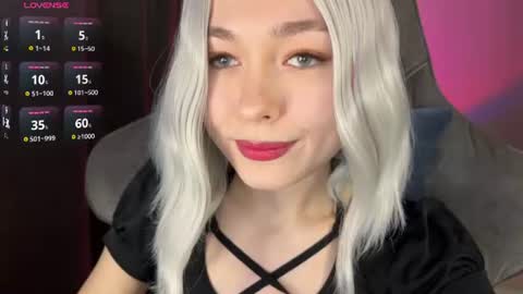  Nora  online show from June 2026 11:19:01 PM