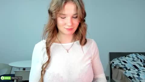 Snapshot of hey_tyankaaaa chatting on September 2025 11:05:02 PM Bella 3 online show from September 2025 11:05:02 PM