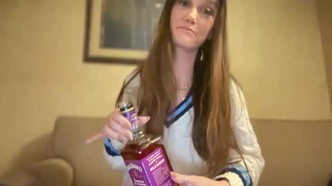 HeyAlicia online show from November 2025 01:18:02 AM