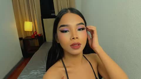 SAFIRA 3 online show from May 2026 06:42:02 PM