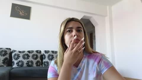 Siana online show from June 2026 09:01:02 AM
