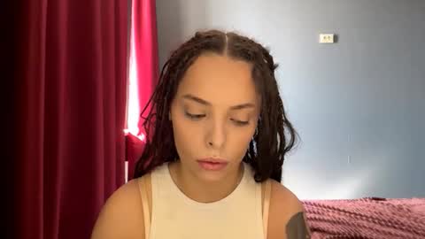 Gina online show from October 2025 08:47:02 AM