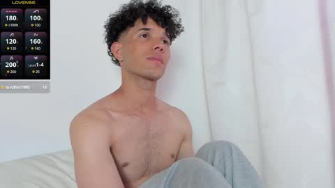 Harry Gaylord Hilltop  INDEPENDENT MODEL online show from December 2024 09:18:02 PM