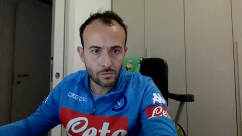 Snapshot of hhombre chatting on October 2025 08:13:01 AM hhombre online show from October 2025 08:13:01 AM