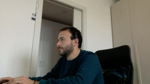 hhombre online show from December 2025 10:23:02 AM