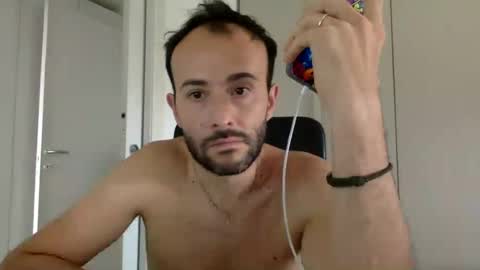 hhombre online show from June 2026 12:09:02 PM