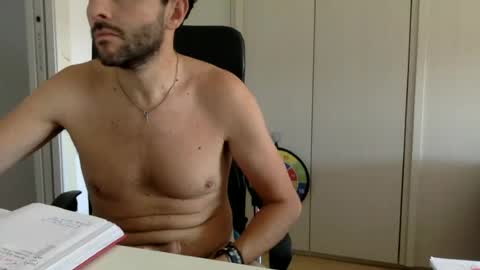 hhombre online show from July 2026 09:13:01 AM