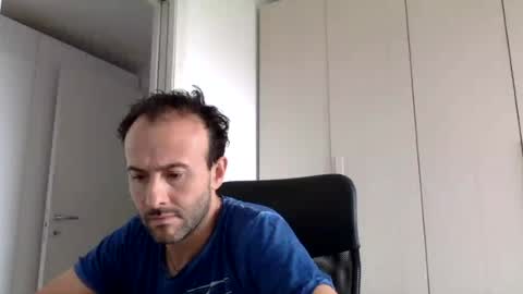 hhombre online show from July 2026 08:12:02 AM