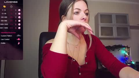 Lina online show from February 2025 11:47:02 AM