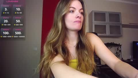 Lina online show from March 2025 08:16:01 AM