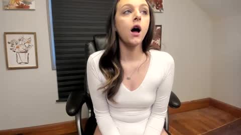 Paige online show from January 2025 02:08:02 PM