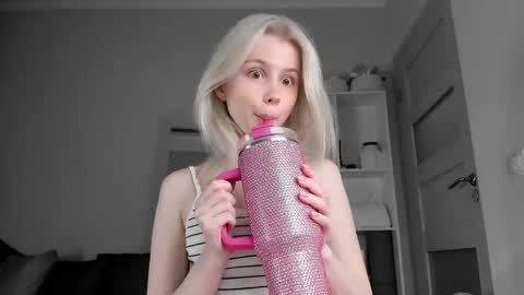 Popsy Risha online show from May 2026 04:12:02 PM
