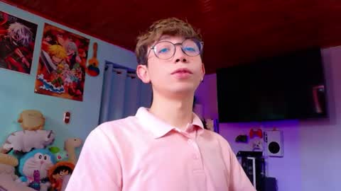 Christopher  Chris  online show from July 2026 02:13:01 PM