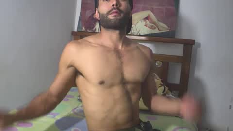 hideonbush online show from December 2025 02:38:01 AM