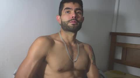 hideonbush online show from May 2026 02:30:01 AM