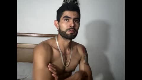 hideonbush online show from May 2026 10:15:02 PM