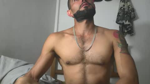 hideonbush online show from May 2026 03:23:02 AM