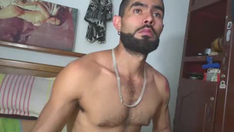 hideonbush online show from May 2026 05:22:02 PM