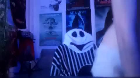 Highandhell online show from July 2026 12:45:01 AM