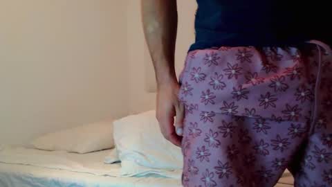 Snapshot of highnightz chatting on September 2025 09:38:01 PM highnightz online show from September 2025 09:38:01 PM