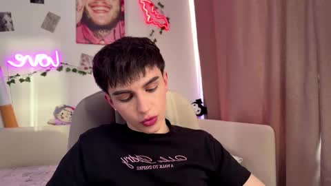 Snapshot of hiidear chatting on March 2026 01:41:01 PM twinkvadusha online show from March 2026 01:41:01 PM