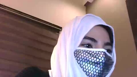 Snapshot of hijabi_girls chatting on March 2026 11:26:02 PM Hijabi Girls online show from March 2026 11:26:02 PM