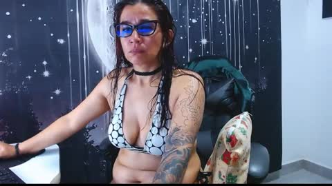 hikaryfire online show from May 2026 12:01:01 PM