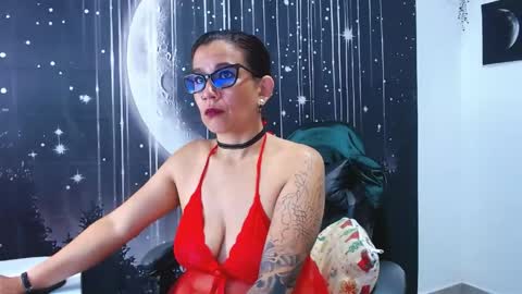 hikaryfire online show from May 2026 11:39:01 AM