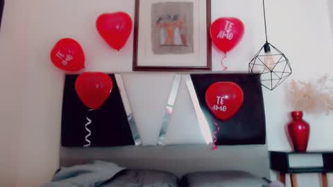 Hilary Avilan online show from February 2025 07:53:01 PM