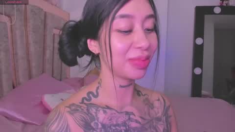 LUNA new account  FOLLOW ME online show from May 2026 09:53:02 PM