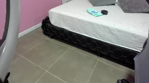 hilary_tailor online show from September 2025 11:02:02 AM