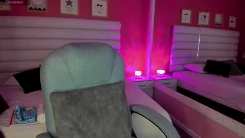 hilary_tailor online show from October 2025 11:09:01 AM