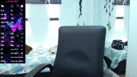 Snapshot of hilaryclowerx chatting on January 2025 03:18:01 AM H I L A R Y online show from January 2025 03:18:01 AM