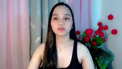 Snapshot of hilarymolly chatting on December 2025 08:38:02 PM hilarymolly online show from December 2025 08:38:02 PM