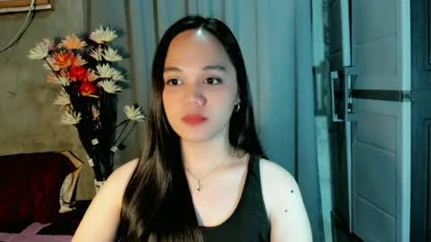 hilarymolly online show from July 2026 07:38:02 PM