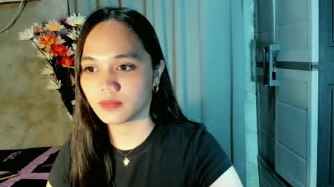 hilarymolly online show from July 2026 12:37:02 AM