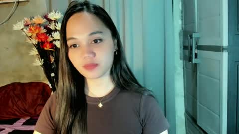 hilarymolly online show from July 2026 08:35:01 PM