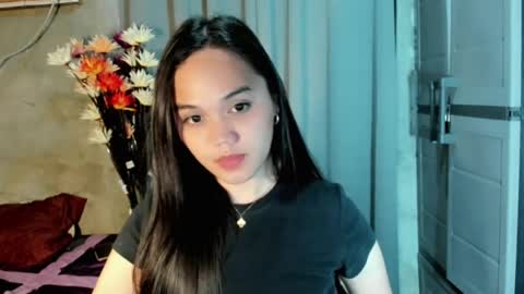hilarymolly online show from July 2026 02:05:17 AM