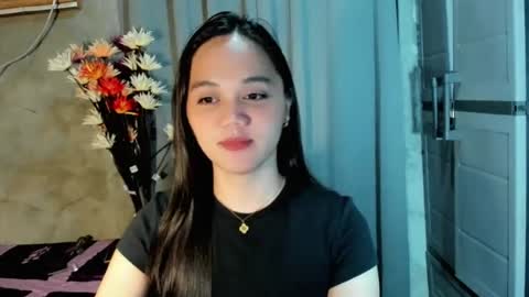 hilarymolly online show from July 2026 10:02:02 PM