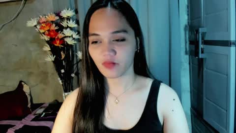 hilarymolly online show from July 2026 11:17:01 AM