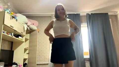 Julia online show from May 2026 09:58:01 AM