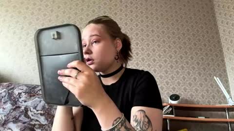 Julia online show from May 2026 07:26:02 AM