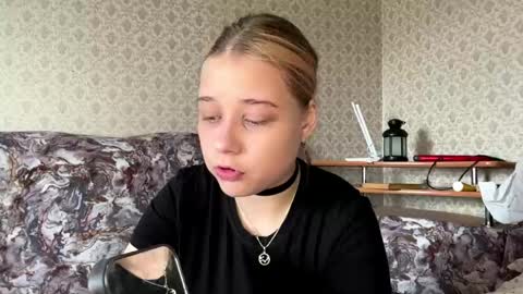 Julia online show from June 2026 07:21:02 AM