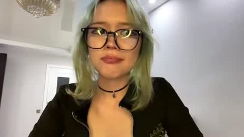 Kaori online show from July 2026 03:43:01 PM